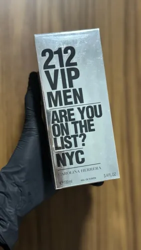 212 VIP MEN 100ML - Carolina Herrera 