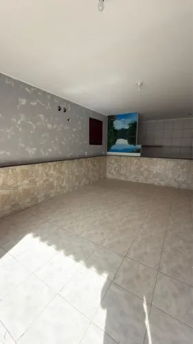 Loja condomínio Versales 