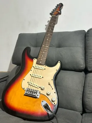 Guitarra usada 