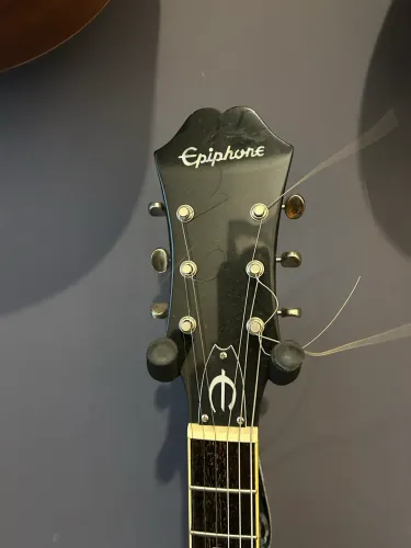 Guitarra Epiphone CANHOTA- lefty