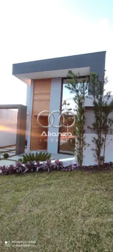 Casa à Venda no condomínio Trilhas do Sol, 4 quartos e 3 banheiros, 130m2 por R$1.190.000,