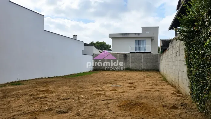 Terreno à Venda com 250m² Pronto para Você Construir no Bairro Villa Branca em Jacareí SP