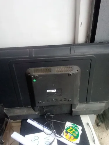 TV 39" Philco Tela Quebrada
