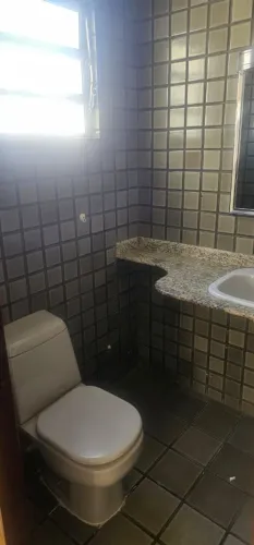 Alugo casa na Jatiúca 