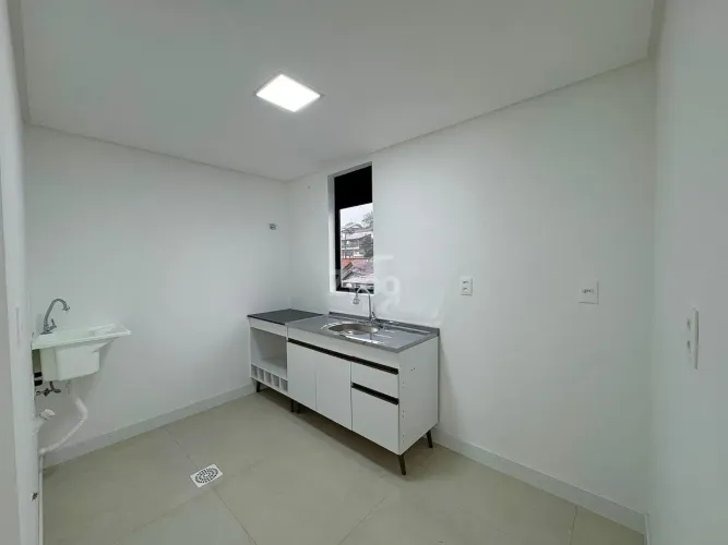 Apartamento com 2 dormitórios para alugar, 62 m² por R$ 2.700/mês - Velha - Blumenau/SC