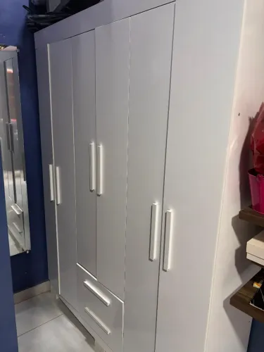 Guarda roupa casal