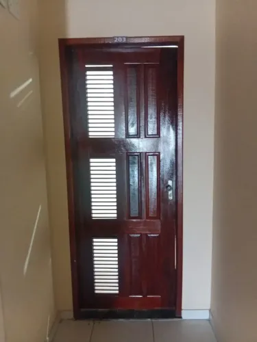 Imóvel para aluguel possui 60 metros quadrados com 2 quartos em Montese - Fortaleza - CE