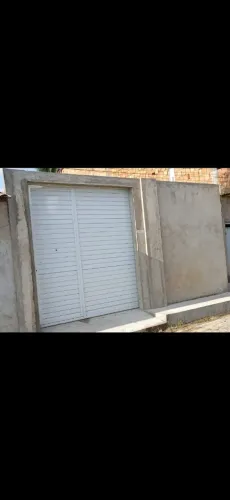 Portão de correr grande 3 metros, com porta social.