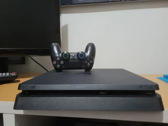 PS4 slim 1tb completo