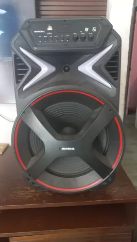 Vendo caixa de som em ótimo estado tudo funcionando perfeitamente