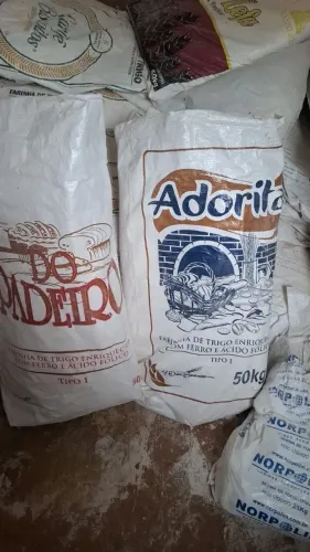 Sacaria para diversos fins nova e usada