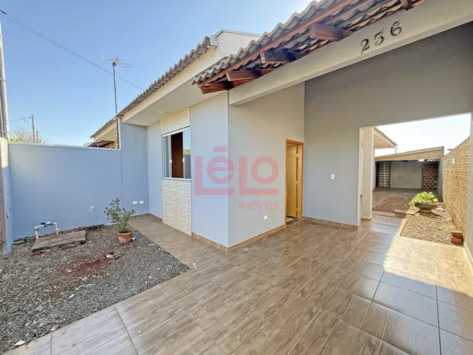 Casa para alugar em Paiçandu, no Jardim Canadá, com 2 quartos, churrasqueira e quarto de a