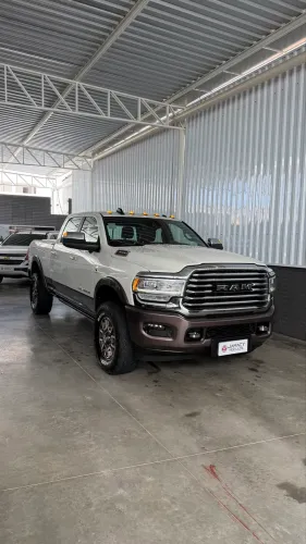 Ram 3500 Yellowstone Edition 6.7 TB CD Die. 2022