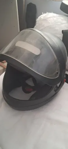 Capacete usado