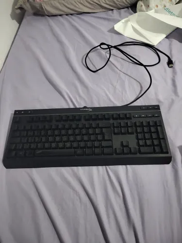Teclado HyperX Alloy Core RGB