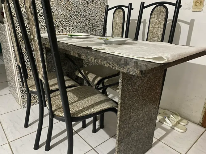 Mesa de mármore 