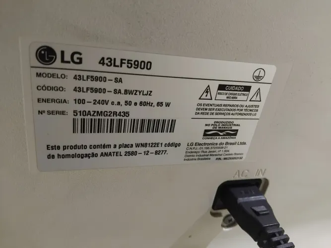 TV LG com defeito