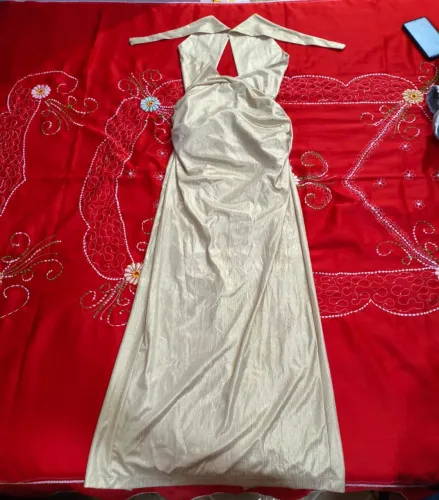 Vestido Dourado Brilhante - Festa