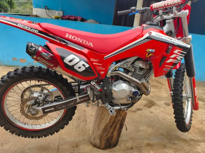 CRF 300f com motor original