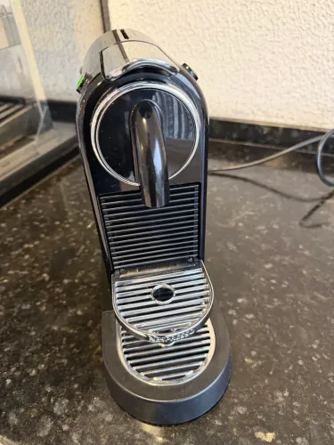 Cafeteira Nespresso CitiZ