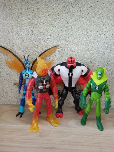 Lote bonecos Ben 10 Reboot originais 