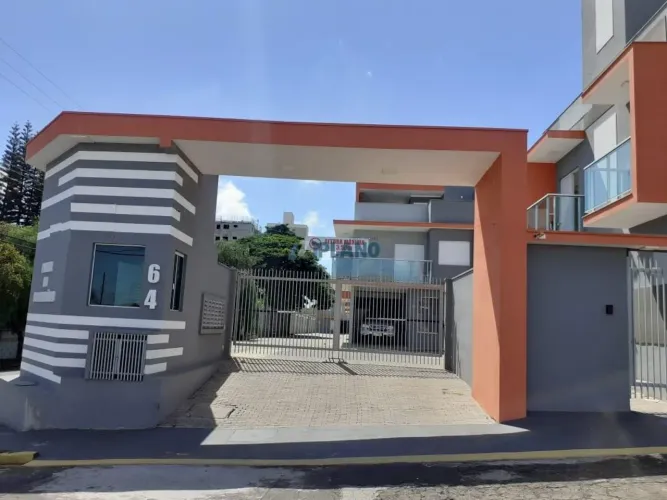 Sobrado Moderno em Condomínio Fechado no Jardim São Carlos