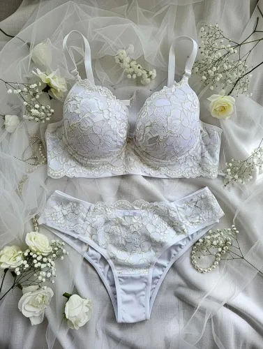 CONJUNTO REFORÇADO COM DETALHES EM RENDA | ESTILO NOIVA