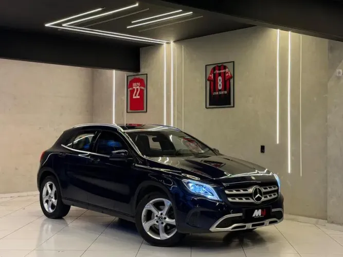 Mercedes-Benz GLA 200 Adv. 1.6/1.6 TB 16V Flex Aut. 2018