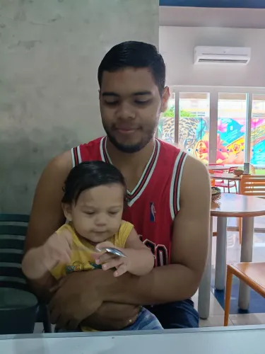 Ofereço Serviços domésticos e auxiliar geral
