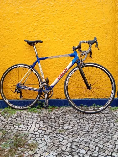 Bicicleta speed 2x9 alumínio garfo de carbono