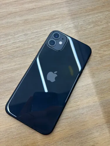 iPhone 11