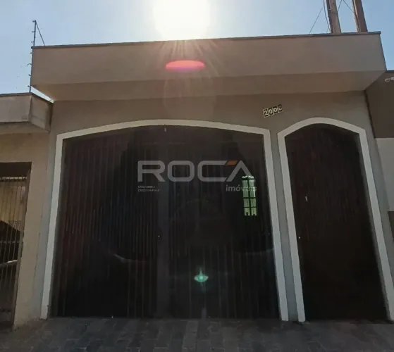 Venda e Locação Casa com 2 Dormitórios no Santa Felícia em São Carlos