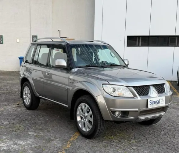 Mitsubishi Pajero TR4 2.0/ 2.0 Flex 16V 4X4 Mec. 2012