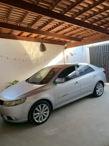 Kia Motors Cerato 1.6 16V Mec. 2011