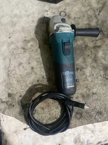Vendo ferramenta de trabalho