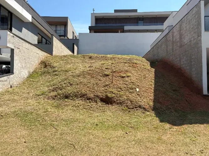 VENDO TERRENO - 285m² - CONDOMÍNIO CYRELA - ÓTIMA ESTRUTURA