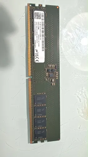 Memoria RAM - 16 GB - 4800b