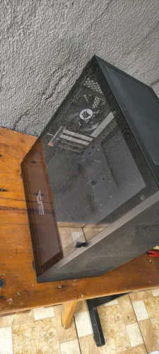Gabinete Gamer Lateral em vidro com Imã