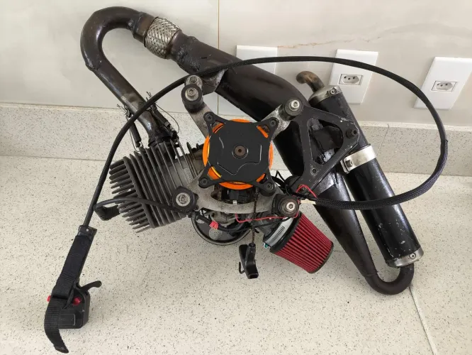 VENDO MOTOR PARAMOTOR MOSTER 185