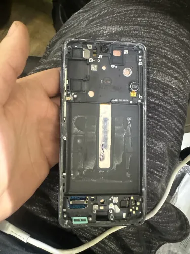 Display s21Fe