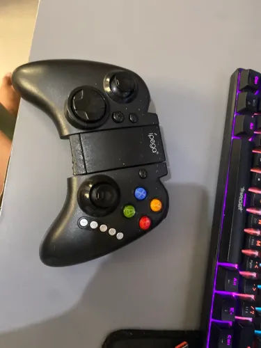 Controle ipega, com apenas um botão não funcionando