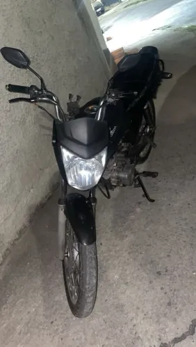 Vendo minha motinha que usava pra entregar pelas redondezas quem se interessar chama