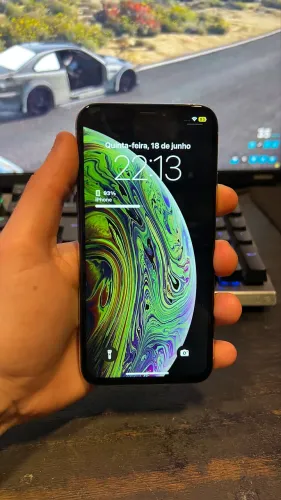 iPhone XS