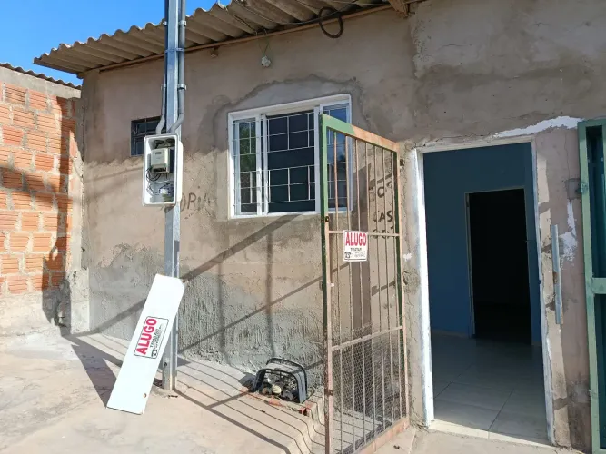 Aluga se casas