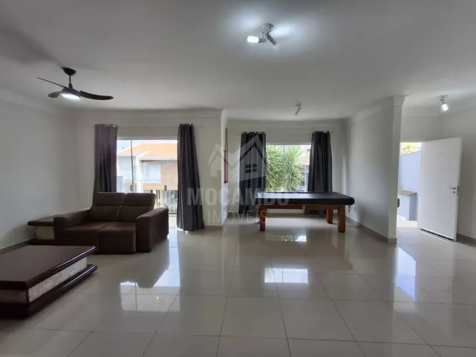 Casa em Condomínio : / Residencial / Condomínio Itatiba Country Club