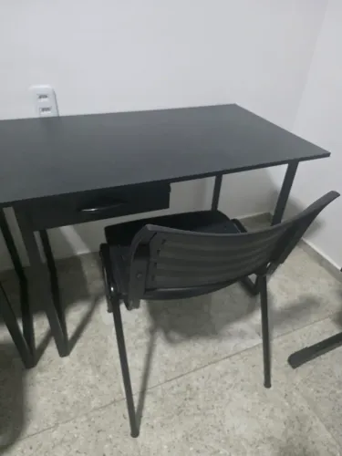 Mesas de escritório / estudo