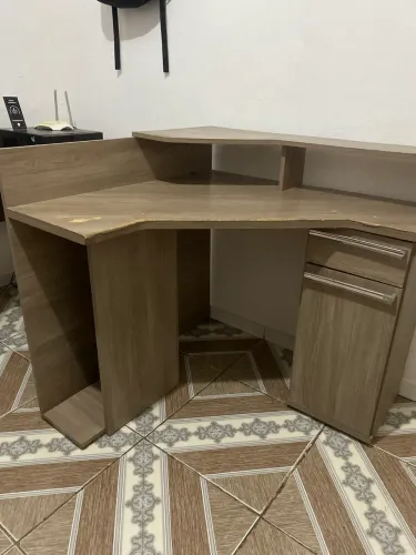 MESA DE ESCRITÓRIO - USADA