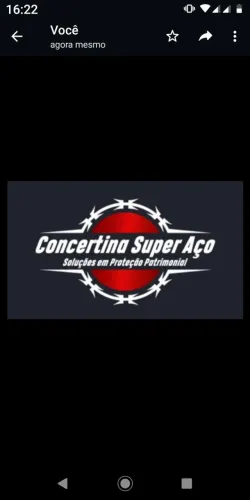 Concertina a barreira que protege 