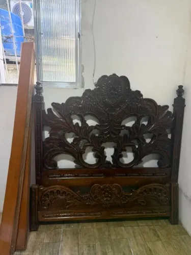Conjunto de quarto de casal - madeira