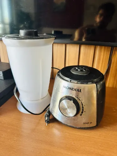 LIQUIDIFICADOR MONDIAL